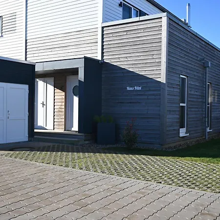 Fritzi Holiday home Tossens